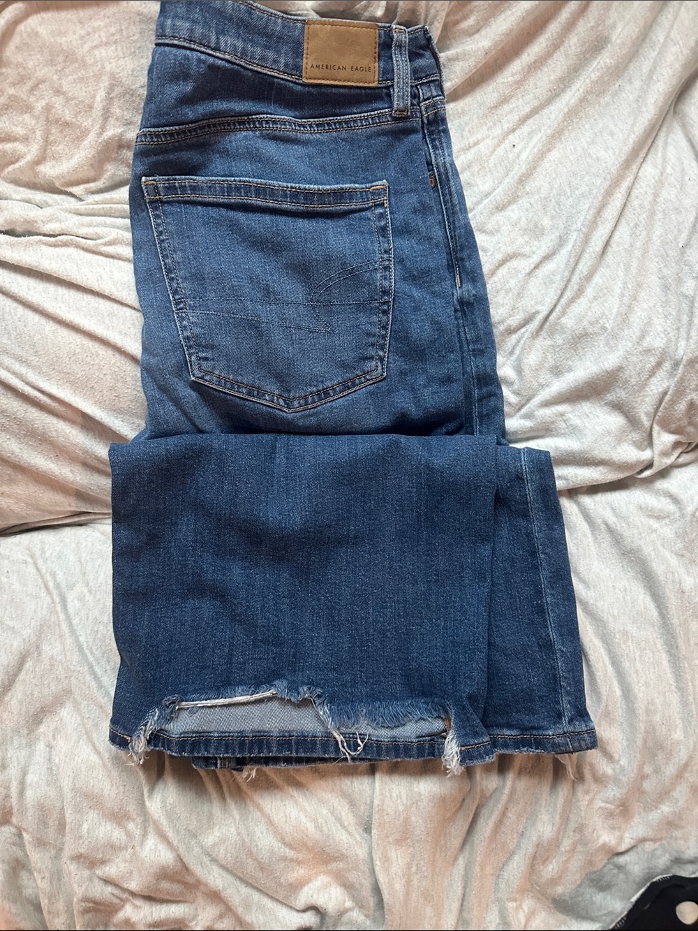 American Eagle Light-Mid Blue Denim Jeans